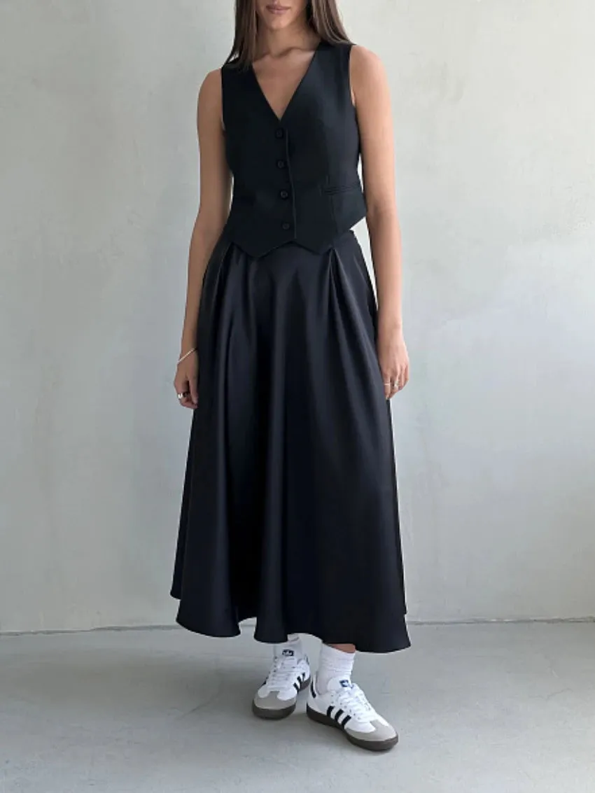 Elegant Flared Monica Maxi Skirt