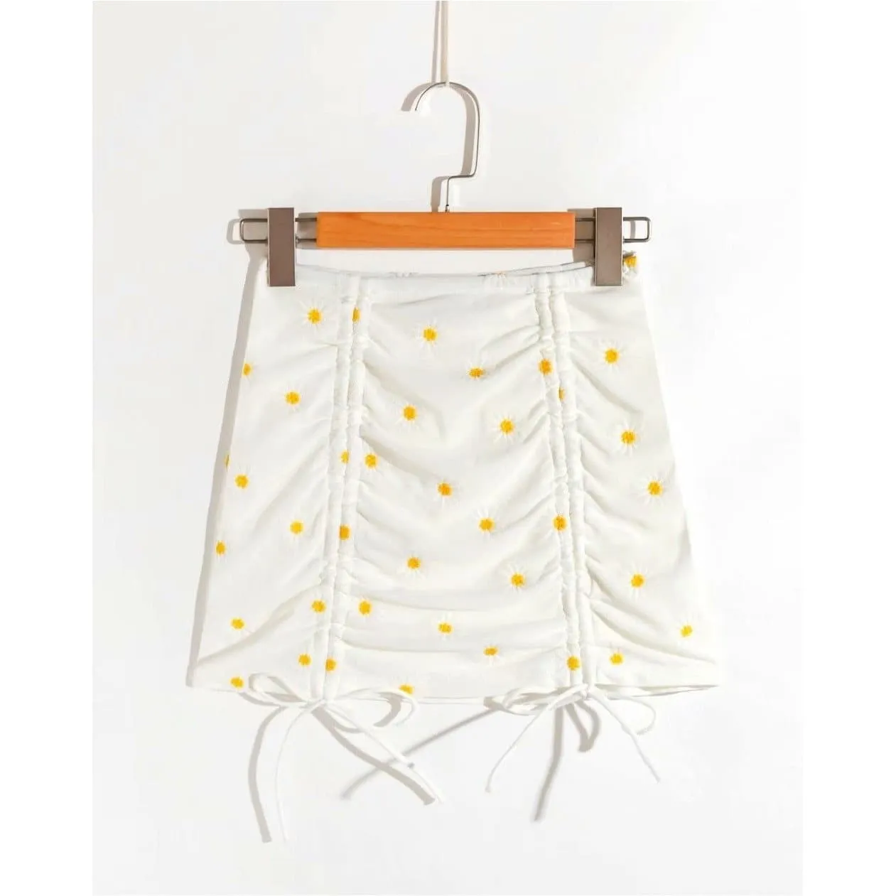 ELEGANT FLORAL EMBROIDERY SKIRT
