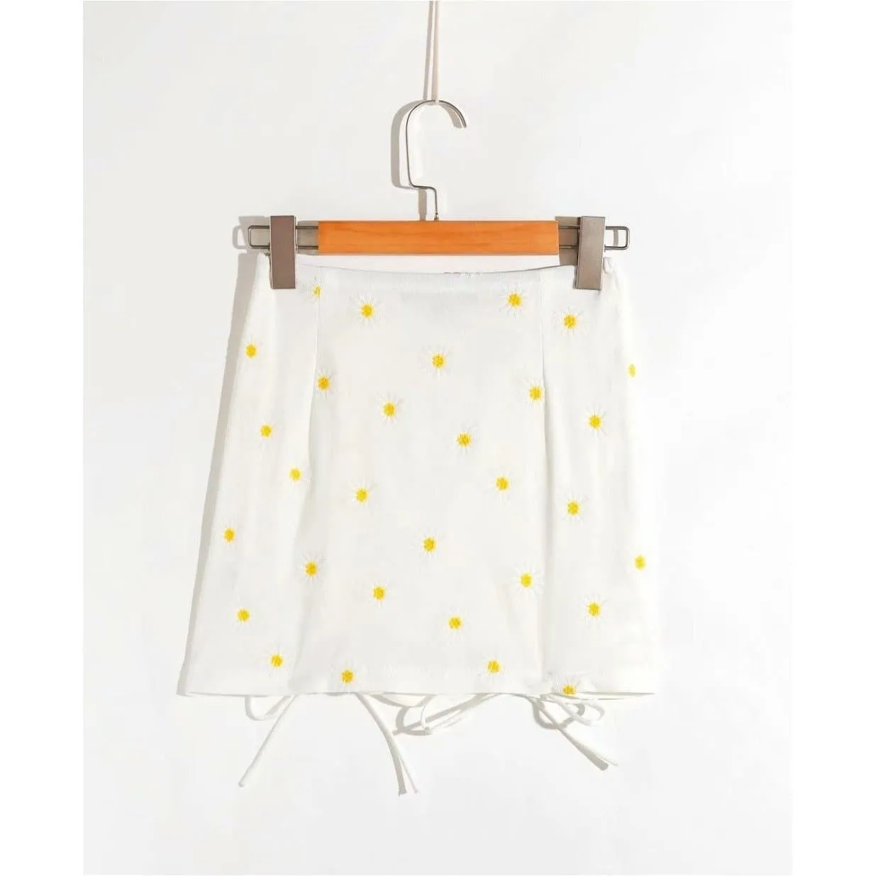 ELEGANT FLORAL EMBROIDERY SKIRT