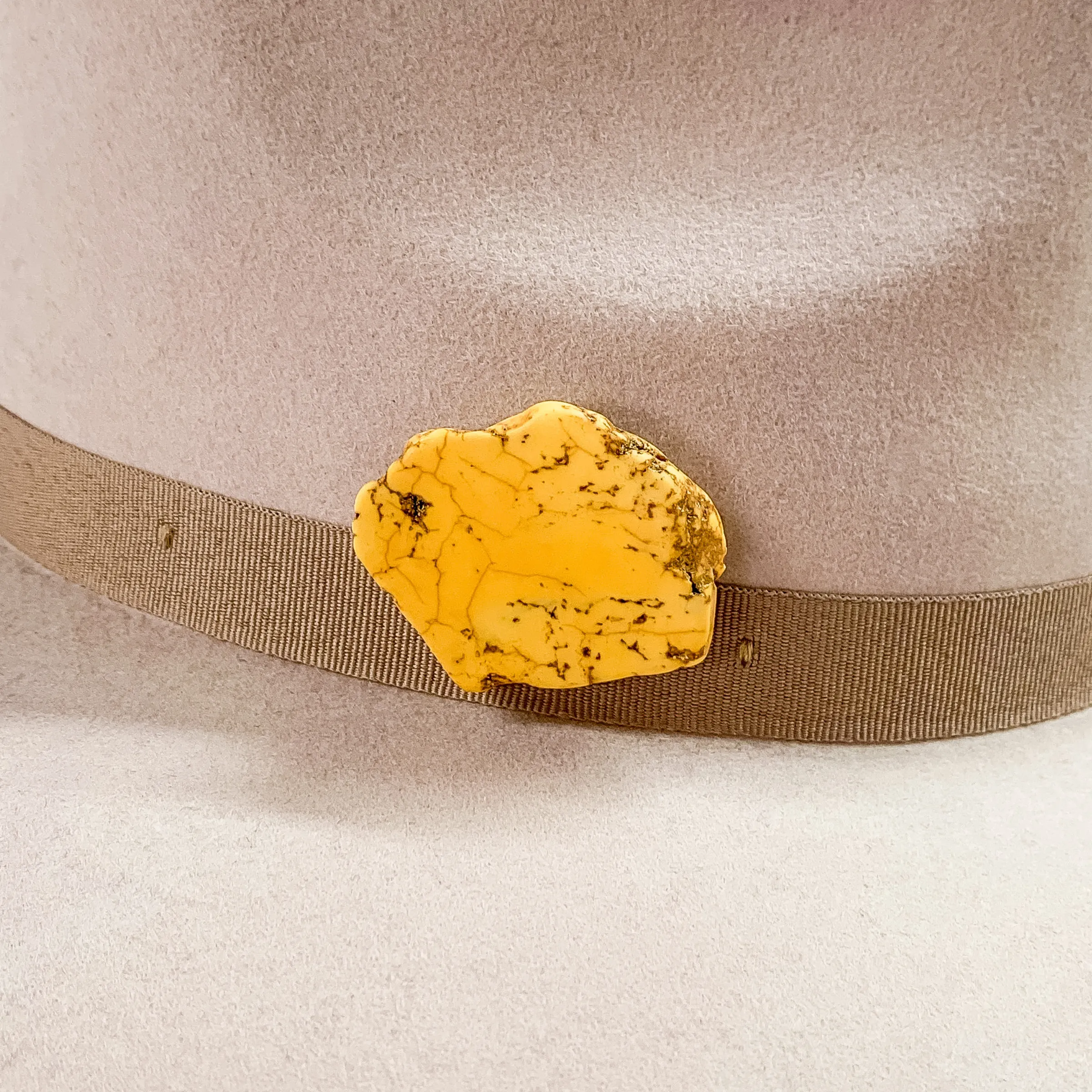 Faux Stone Slab Hat Pin in Yellow