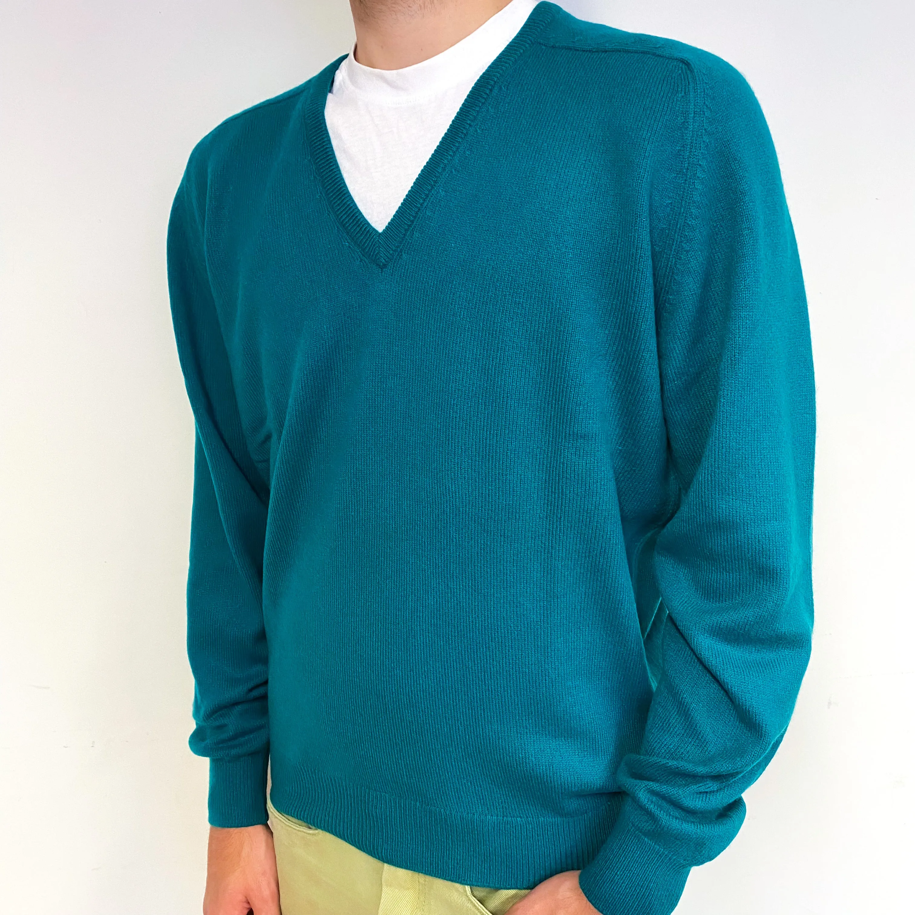 Men's Vintage Emerald Green Cashmere V-Neck Jumper Large
