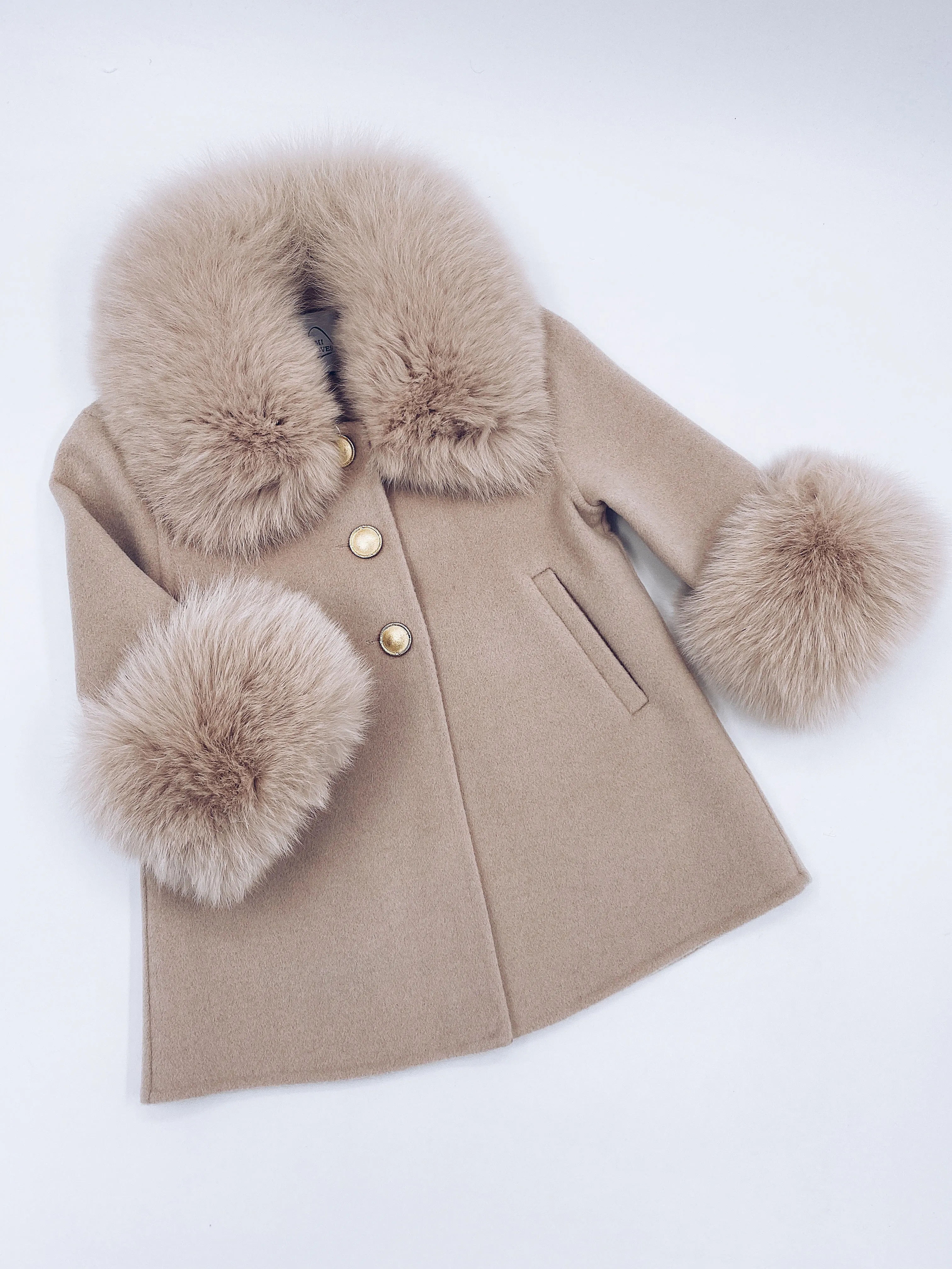 MI LOVES SIGNATURE Luxurious Cashmere kids coat with Fox fur trim and cuffs in Beautiful Nude colour