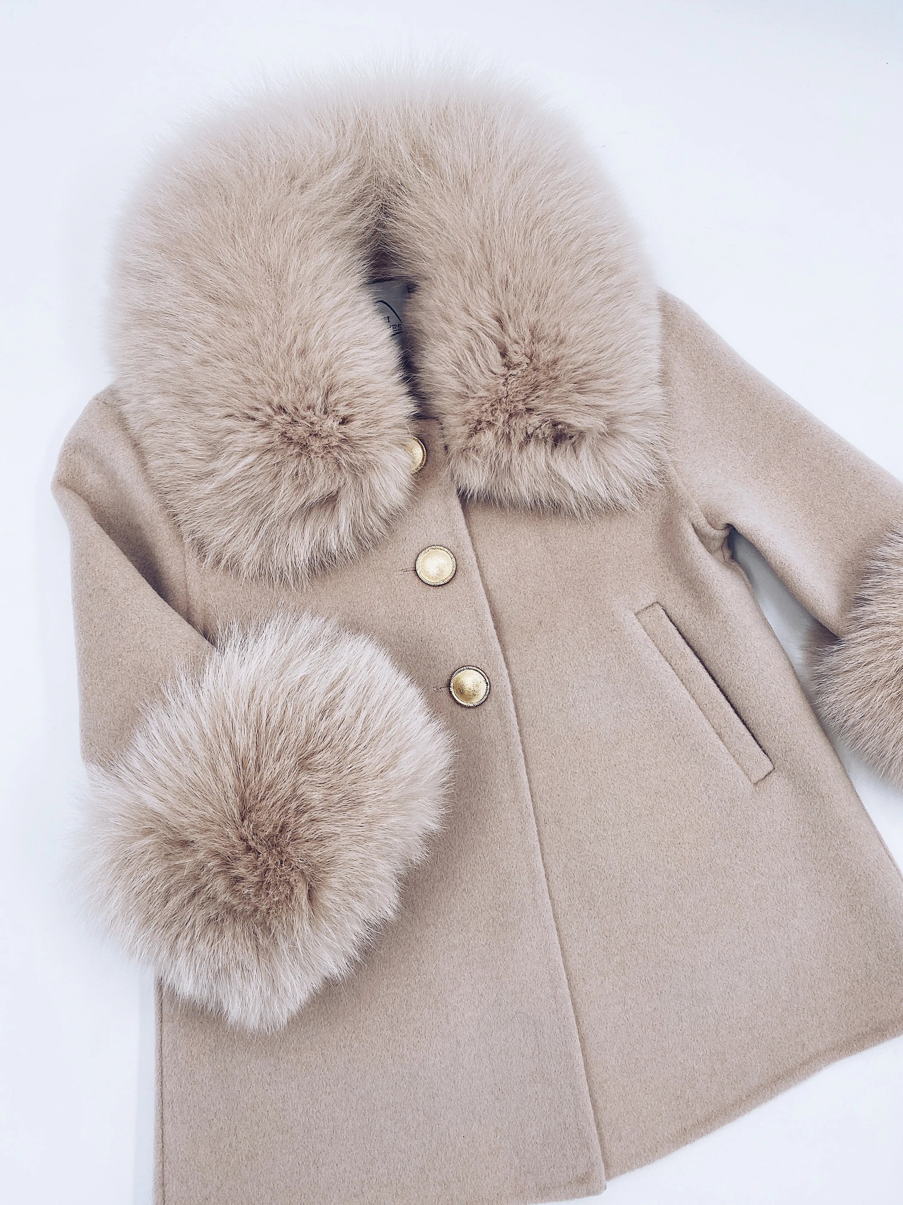 MI LOVES SIGNATURE Luxurious Cashmere kids coat with Fox fur trim and cuffs in Beautiful Nude colour