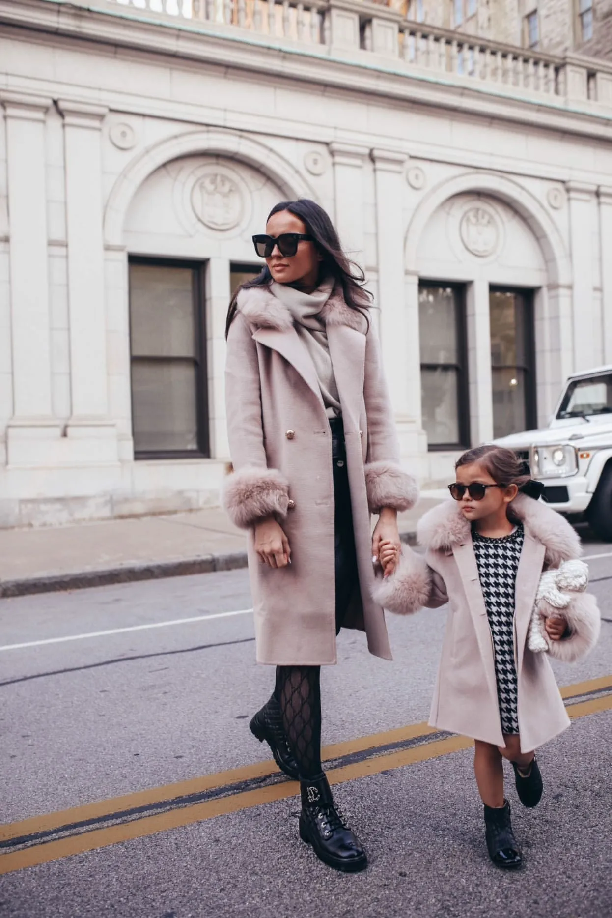 MI LOVES SIGNATURE Luxurious Cashmere kids coat with Fox fur trim and cuffs in Beautiful Nude colour
