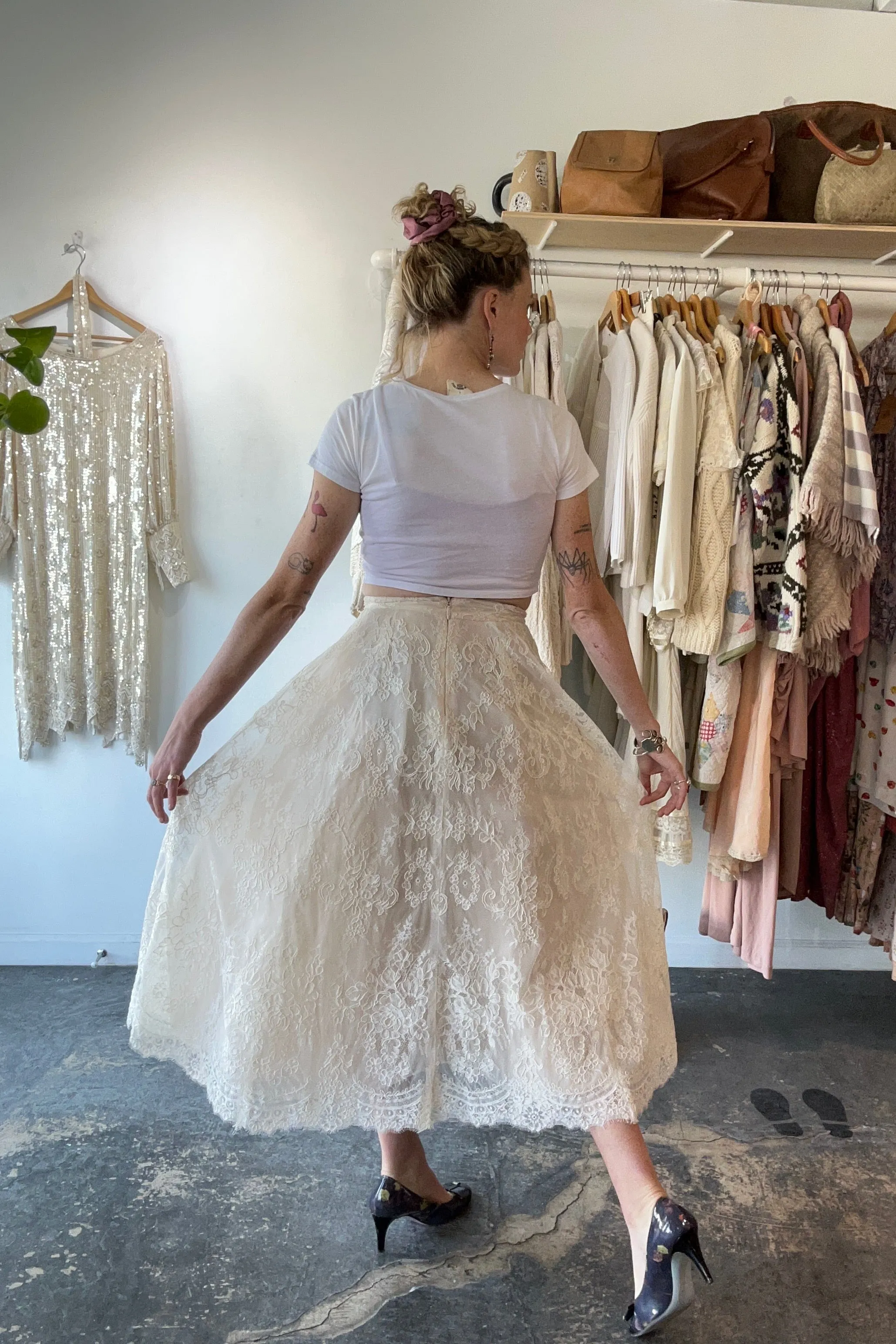Monique Lhuillier Wedding Skirt