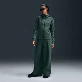 Nike - W Sportswear Tech Fleece Winrunner ~ Vintage Green