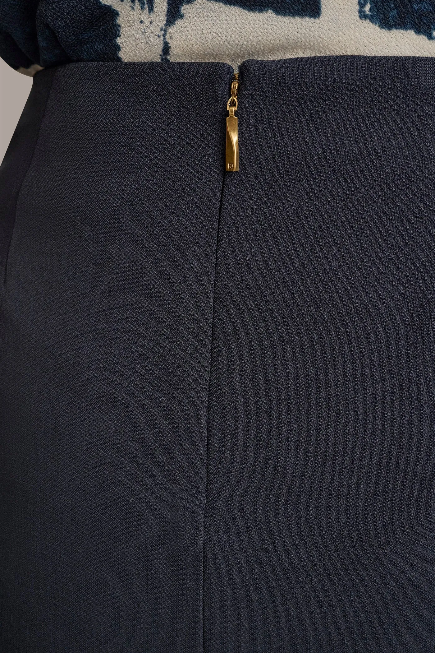 PENCIL SKIRT