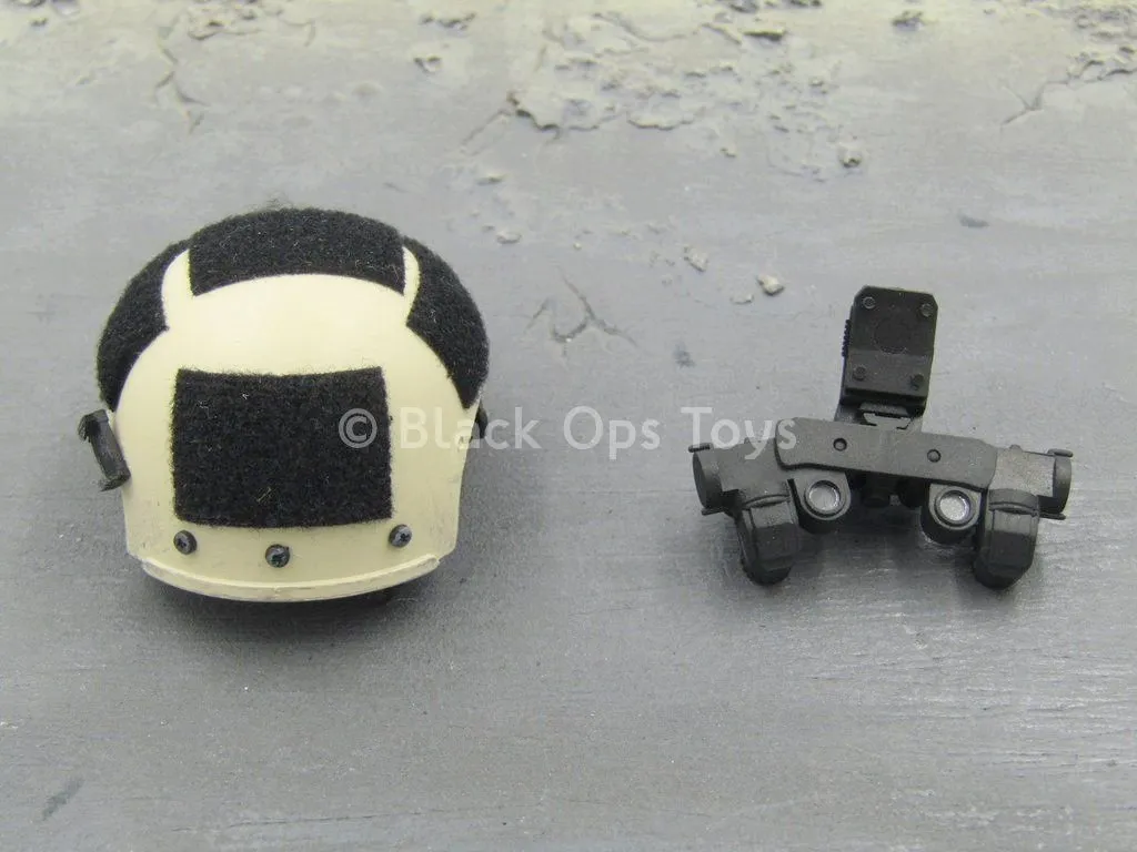 Seal Team 2 HALO Jumper - Tan Helmet w/NVG
