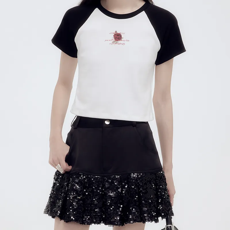 Sequin Pleats Glossy Mini-Skirt
