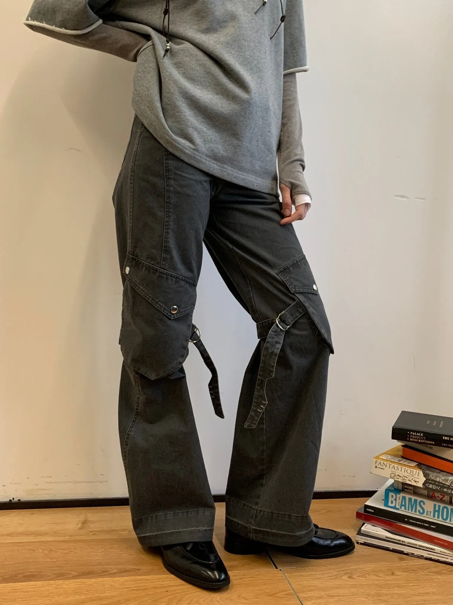 Standard Washed Cargo Pants in Dark Grey